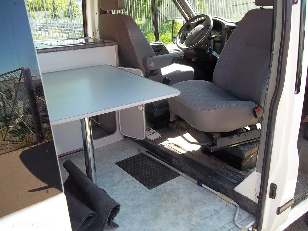 Ford transit - 19