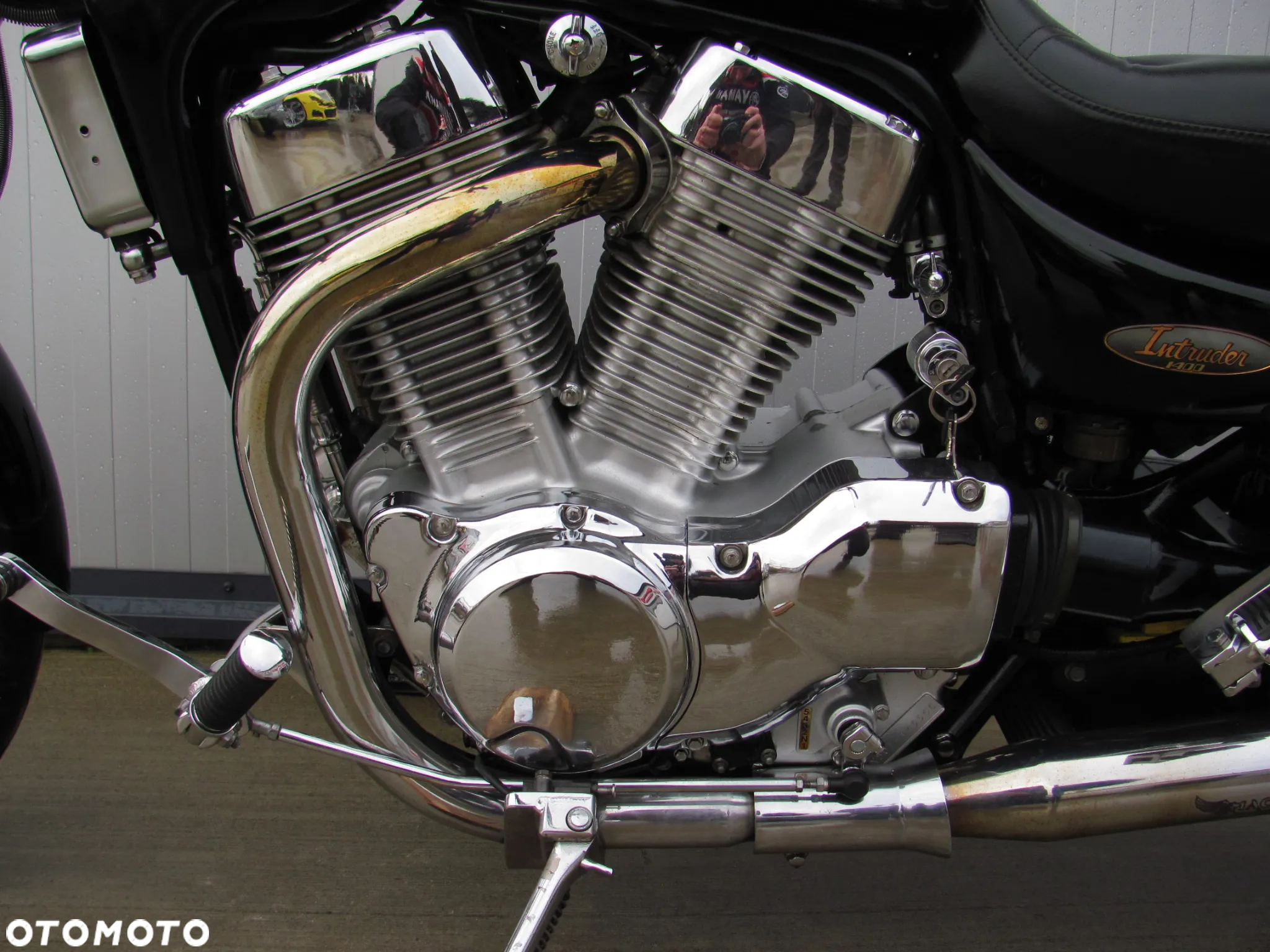 Suzuki Intruder - 25