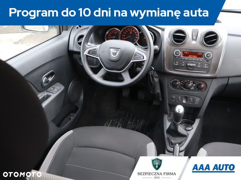 Dacia Sandero - 8