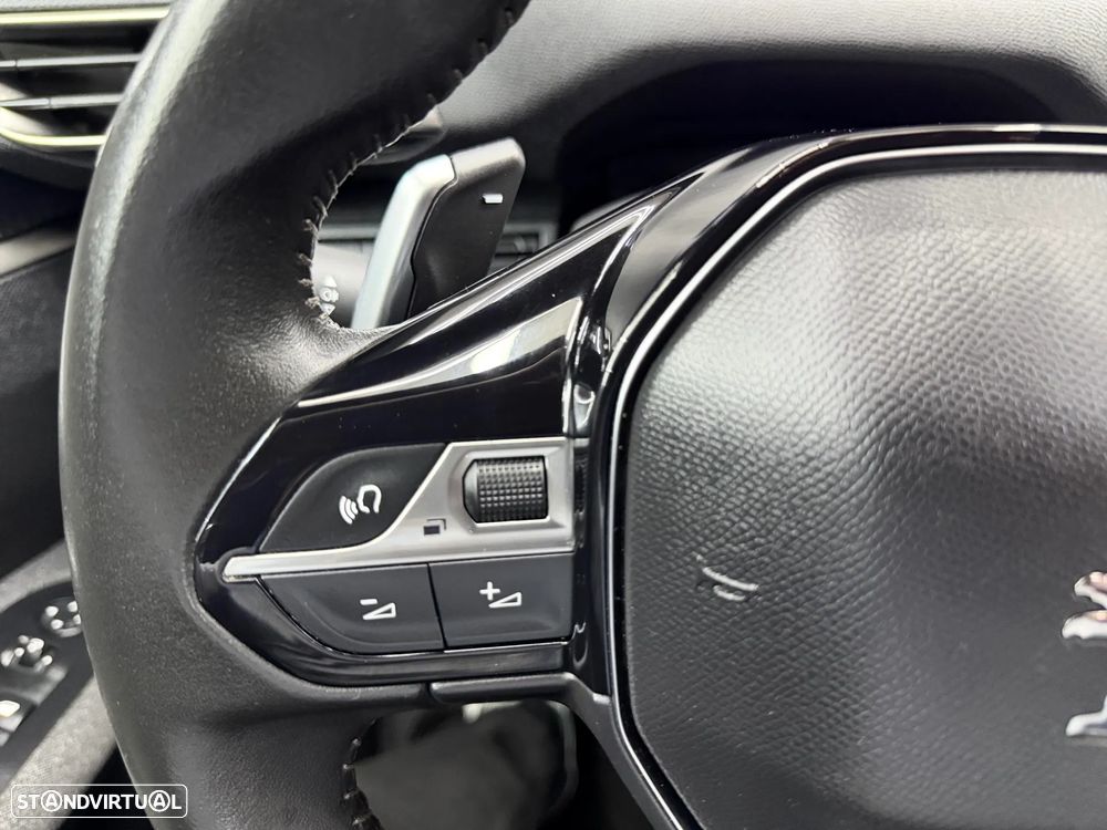 Peugeot 5008 BlueHDI 130 EAT8 Active Pack - 26