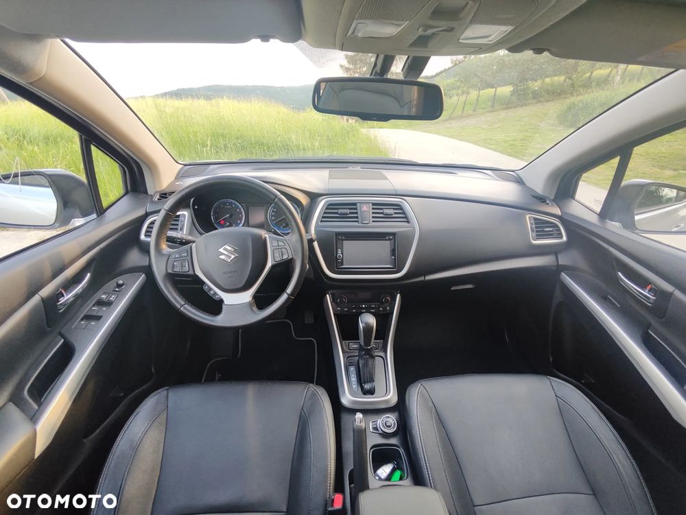 Suzuki SX4 S-Cross 1.6 Premium 4WD CVT - 19