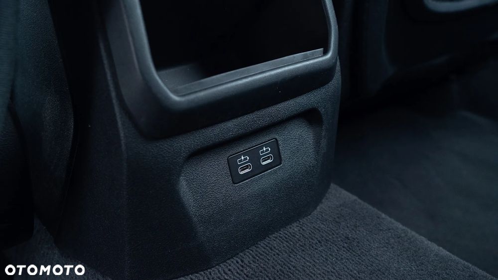BMW Seria 1 - 21