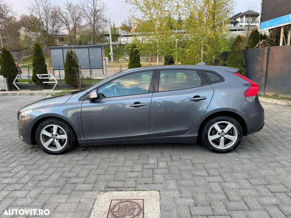 Volvo V40 D2 Aut. Basic - 8