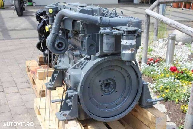 Dezmembrare excavator liebherr r902 motor liebherr d904tb - 1