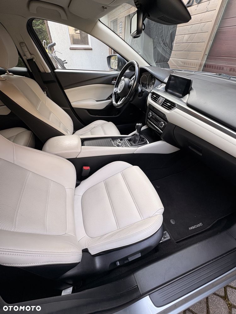 Mazda 6 - 11