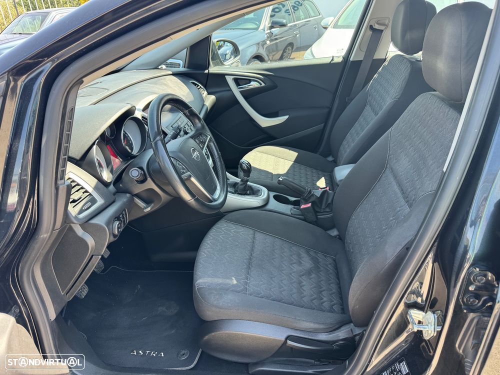 Opel Astra 1.3 CDTi Executive - 7
