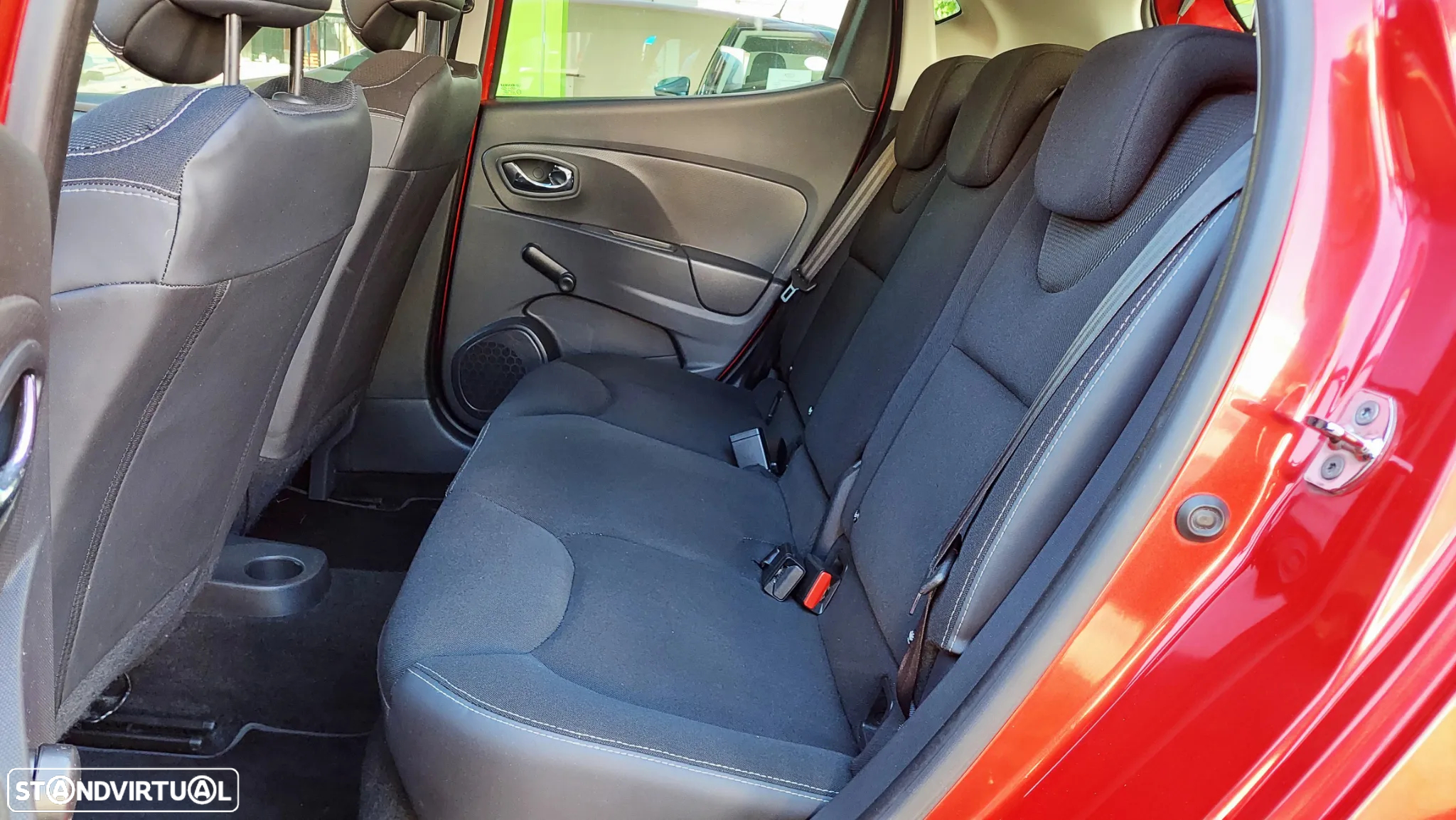 Renault Clio 1.5 dCi Dynamique S - 17