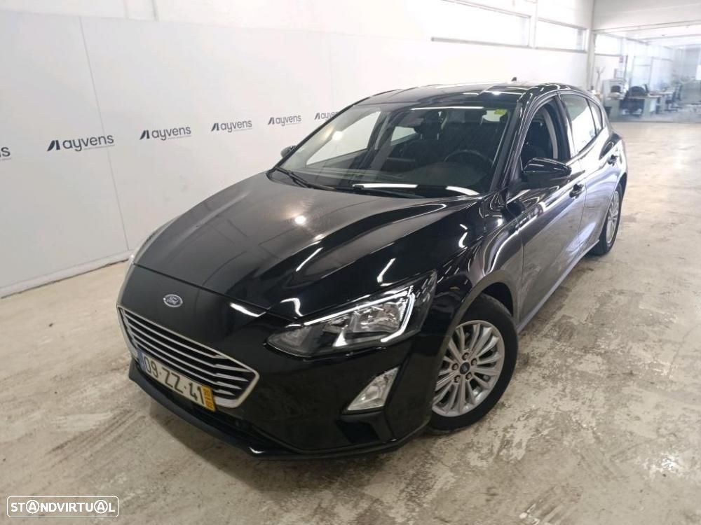 Ford Focus 1.5 TDCi ECOBlue Titanium - 1