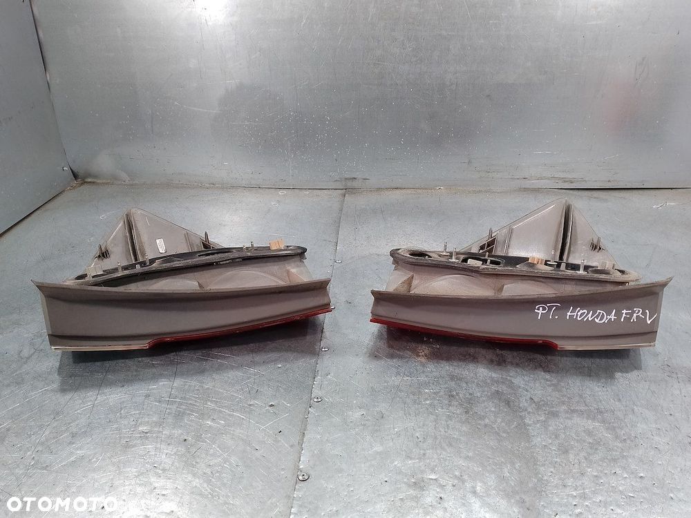 LAMPY TYŁ KOMPLET HONDA FR-V - 2