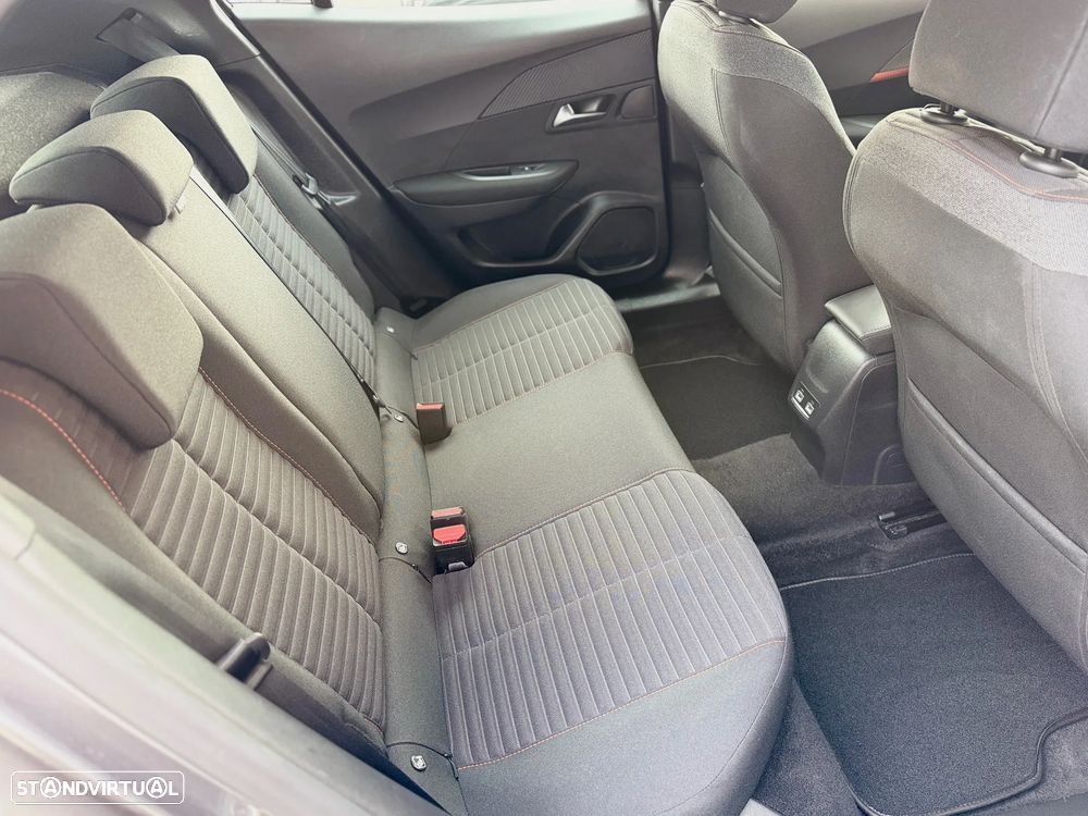 Peugeot 2008 1.2 PureTech Active Pack EAT8 - 10