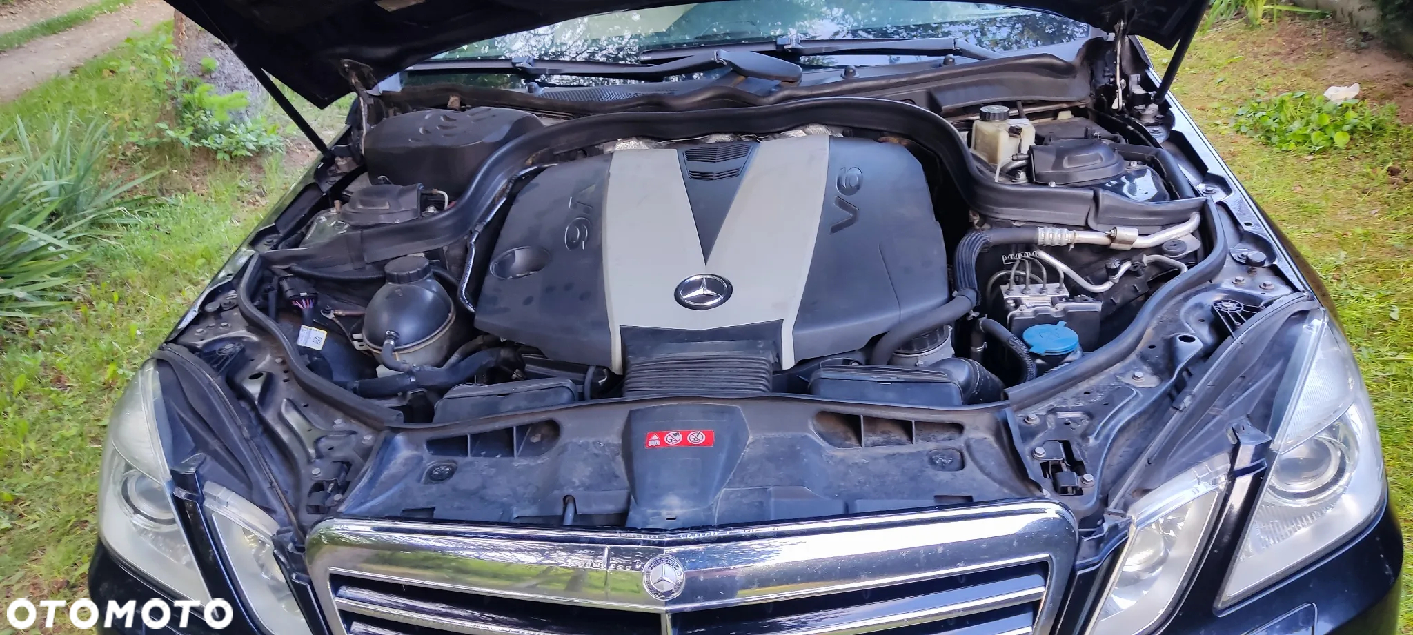 Mercedes-Benz Klasa E 350 CDI BlueEff Avantgarde - 2