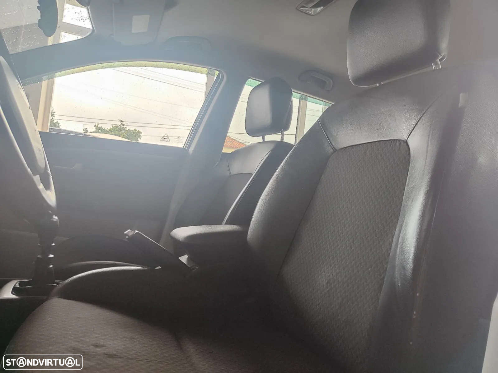Kia Ceed SW 1.6 CRDi LX - 23
