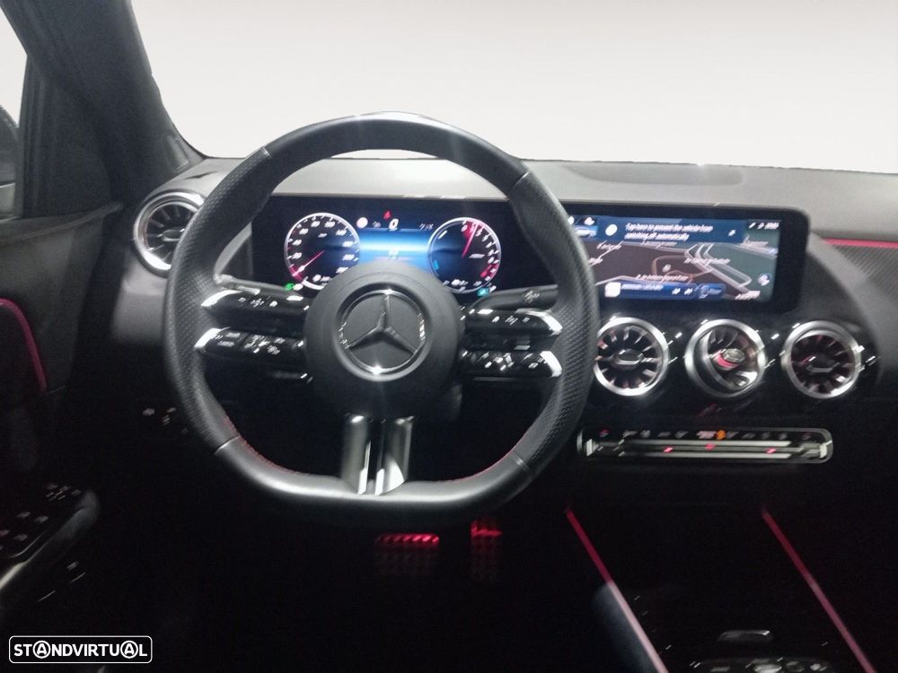 Mercedes-Benz GLA 250 e - 12