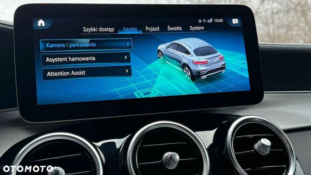 Mercedes-Benz GLC - 32