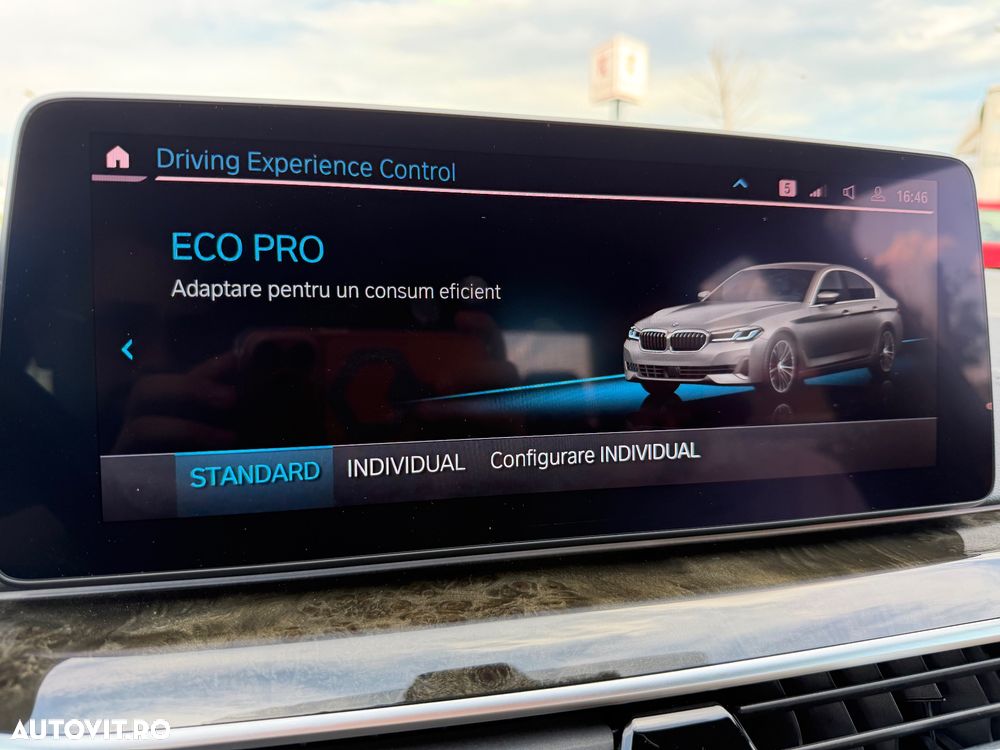 BMW Seria 5 530i Aut. Luxury Line - 12