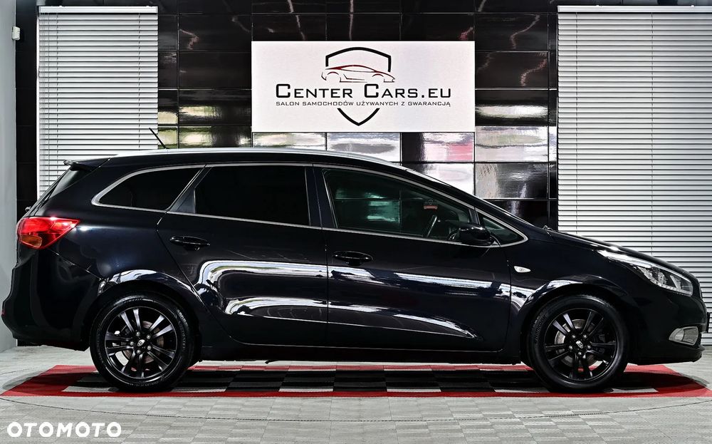 Kia Ceed 1.6 GDI Fifa World Cup Edition - 18