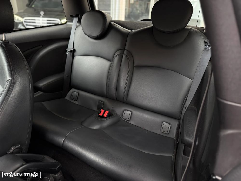 MINI 3 Portas One D - 9