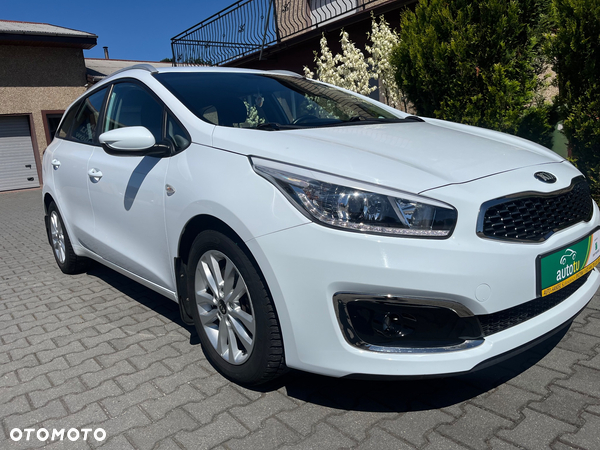 Kia Ceed 1.6 GDI SW Fifa World Cup Edition