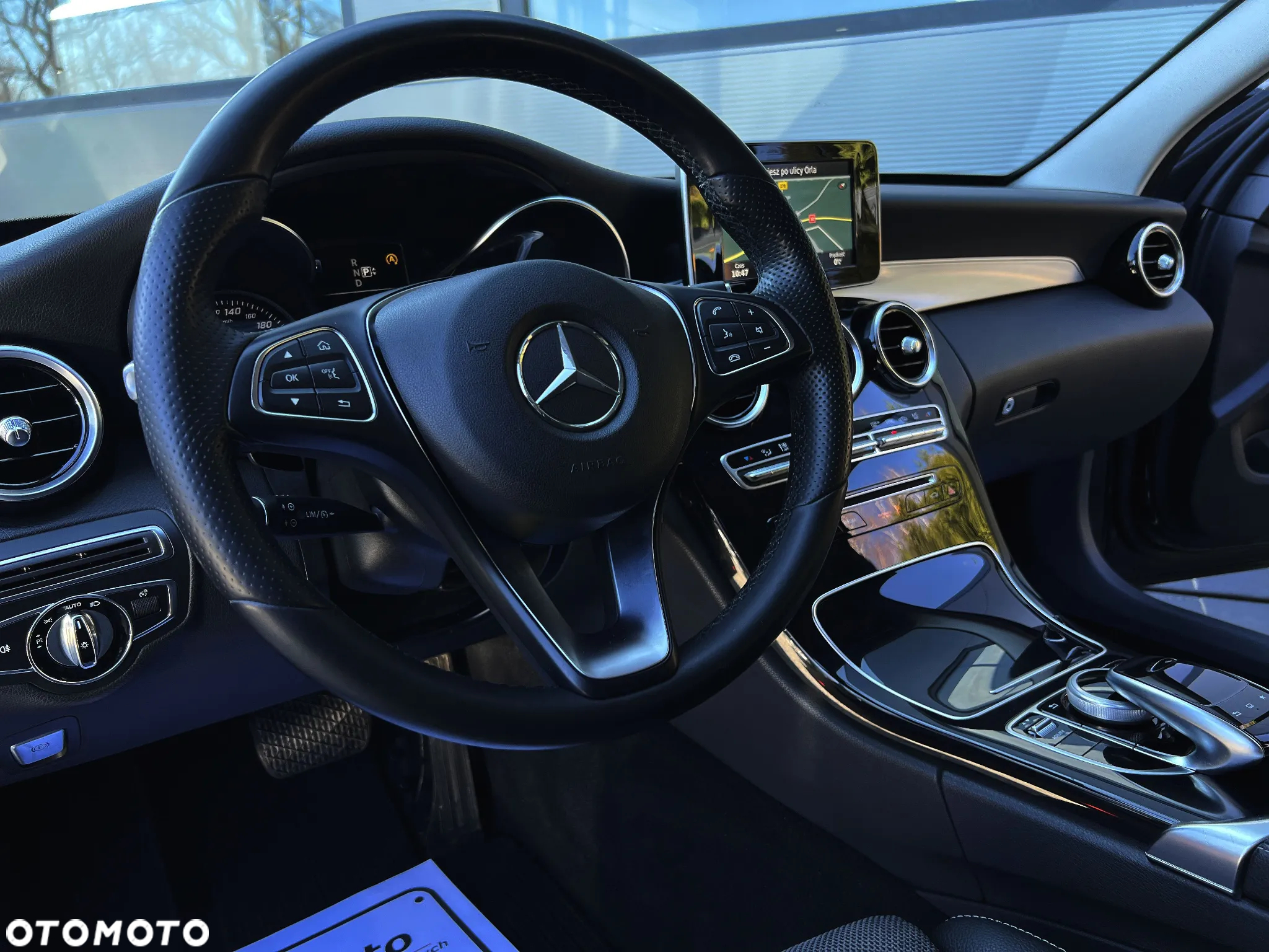 Mercedes-Benz Klasa C 200 7G-TRONIC - 21
