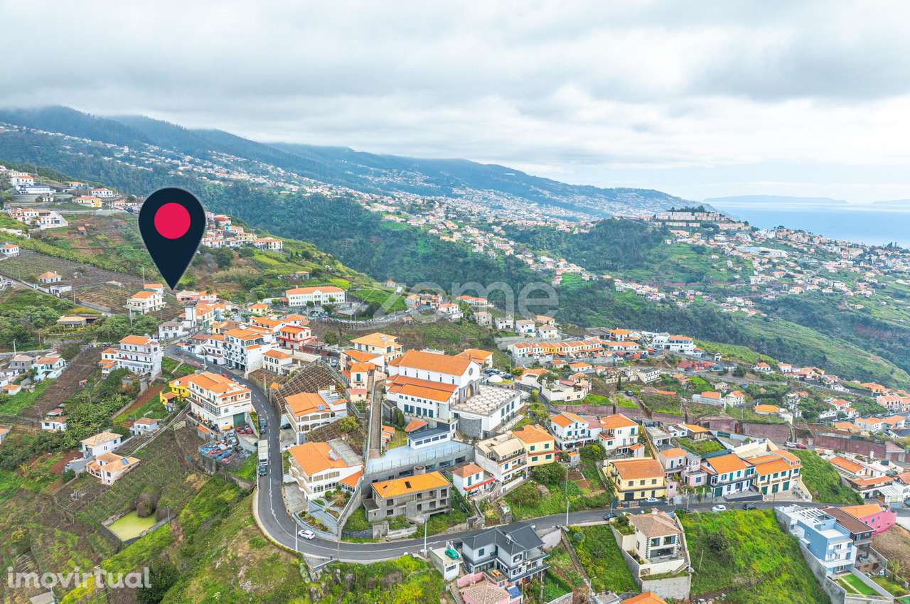 Armazém Agrícola em Câmara de Lobos - Grande imagem: 3/16