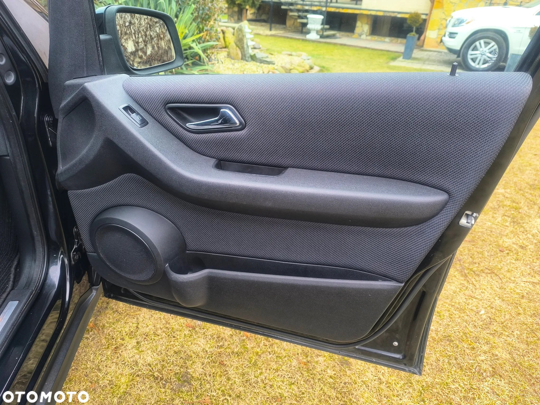Mercedes-Benz Klasa A 180 CDI Special Edition - 31