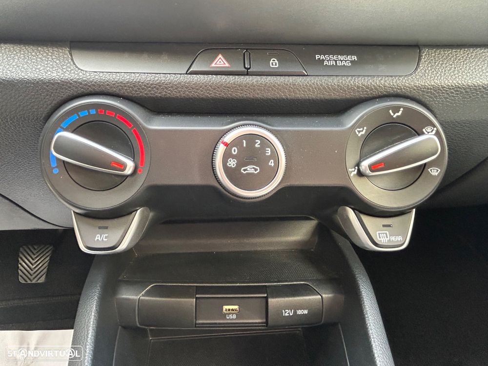 Kia Stonic 1.2 Move - 25