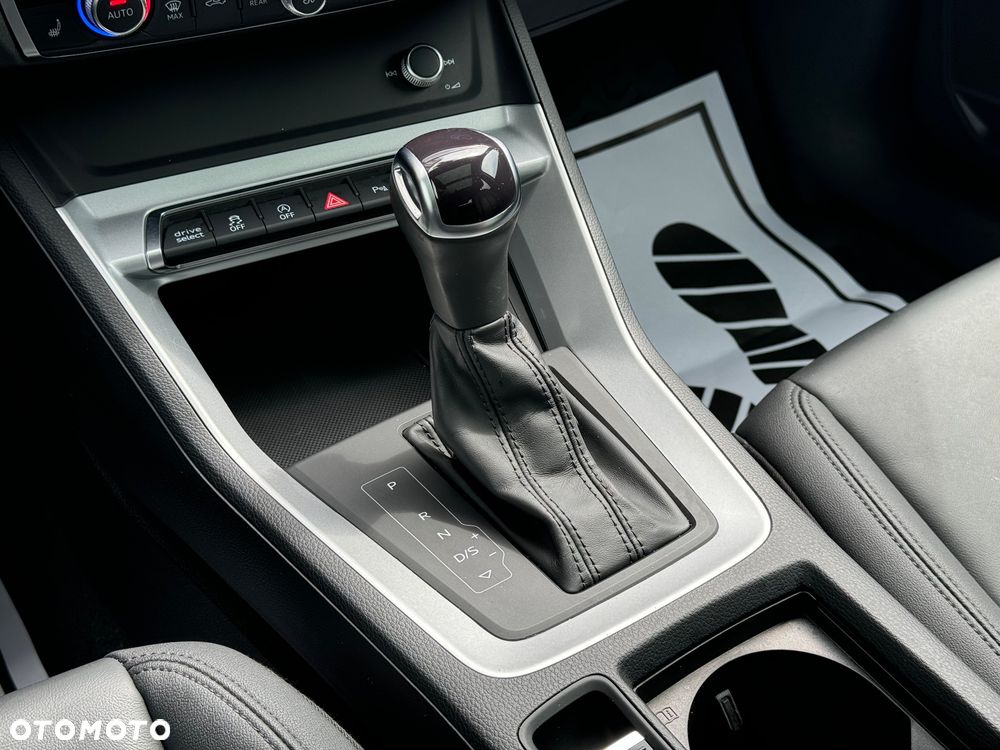 Audi Q3 - 22