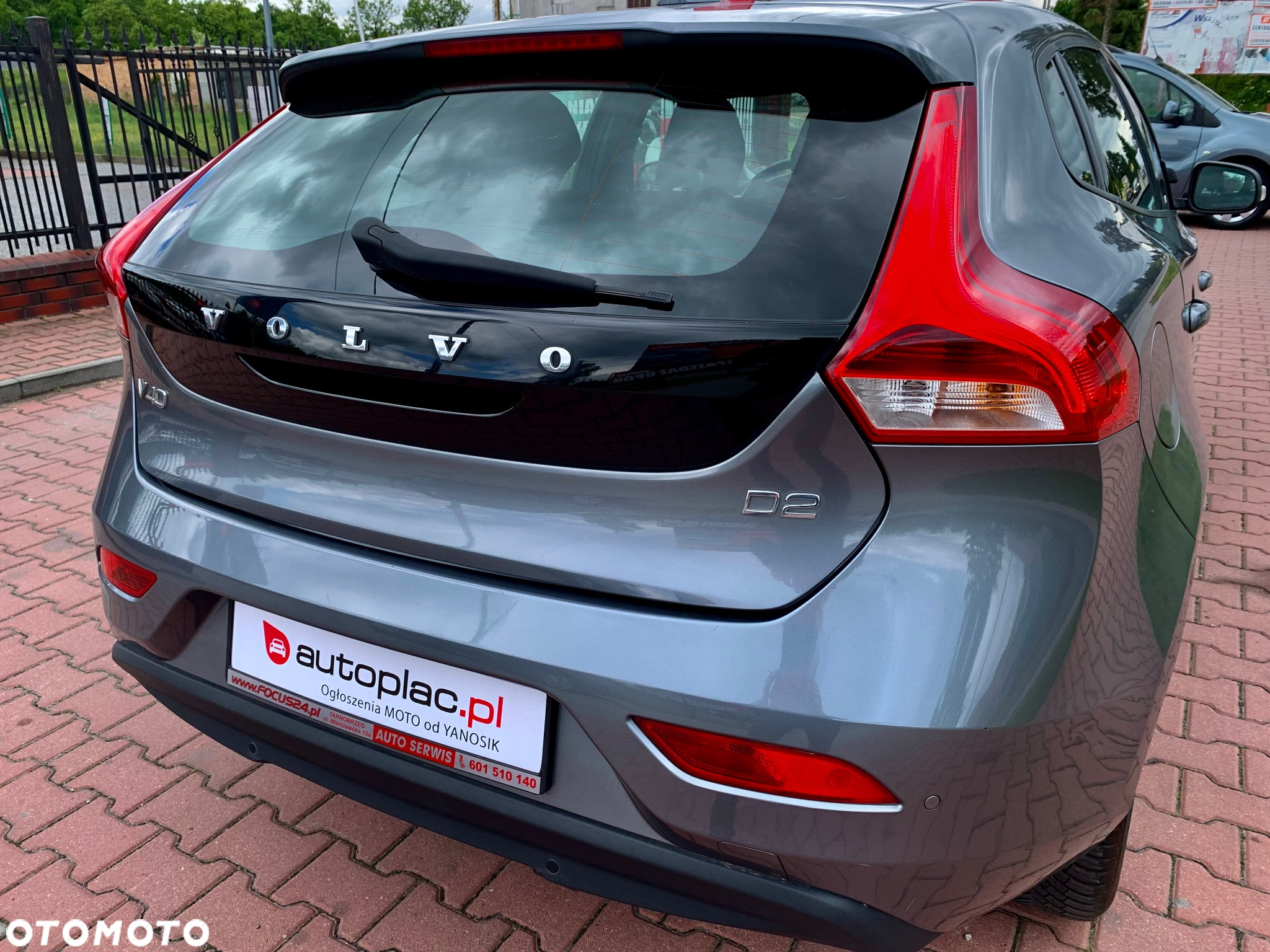 Volvo V40 D2 Drive-E Summum - 9
