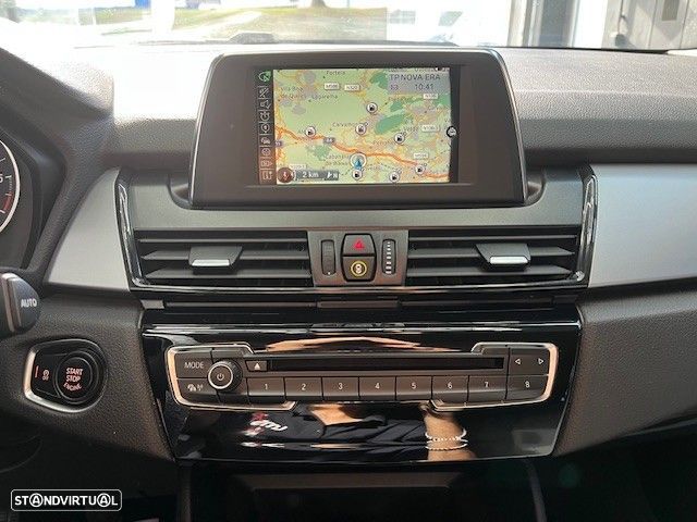 BMW 216 Active Tourer d - 15