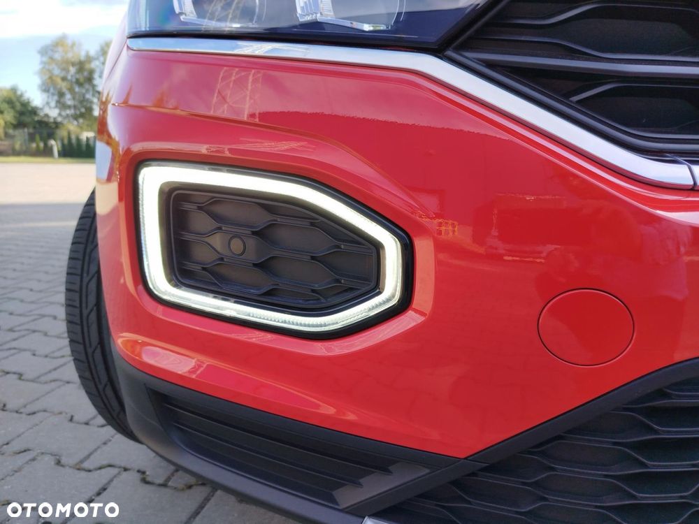 Volkswagen T-Roc - 32
