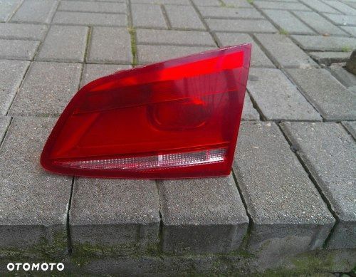 VW PASSAT B7 2010- KOMBI PRAWA TYLNA LAMPA KLAPA ORYGINAŁ 3AF945094C - 1
