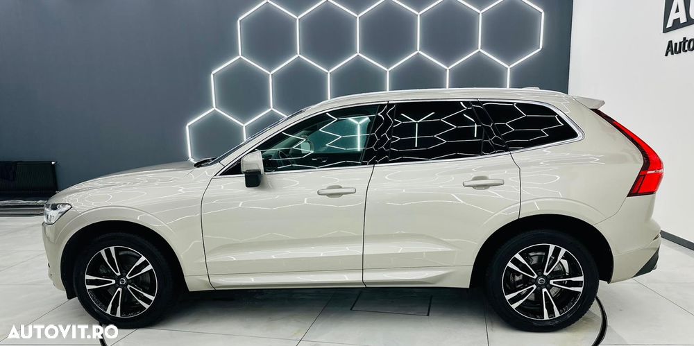 Volvo XC 60 D4 Geartronic Momentum Pro - 34