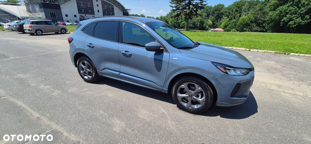 Ford Kuga 2.5 FHEV AWD ST-Line - 32