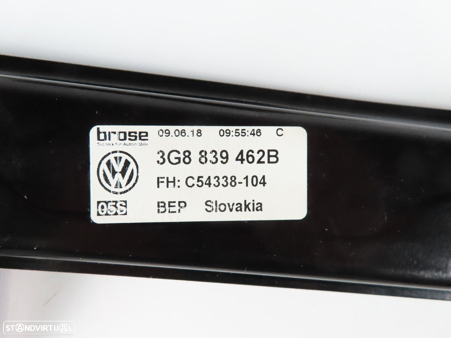 Elevador da Porta Direito/Trás Seminovo/ Original VW ARTEON (3H7) 3G8839462B - 3