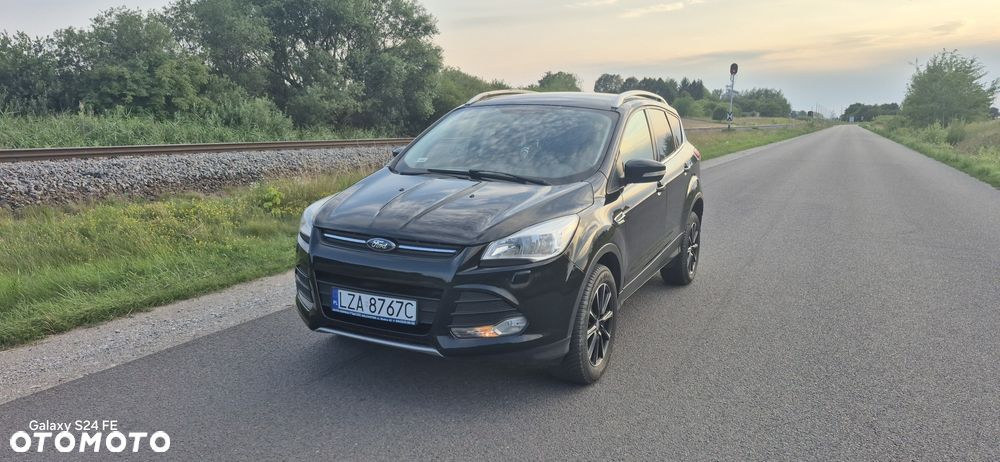 Ford Kuga - 1