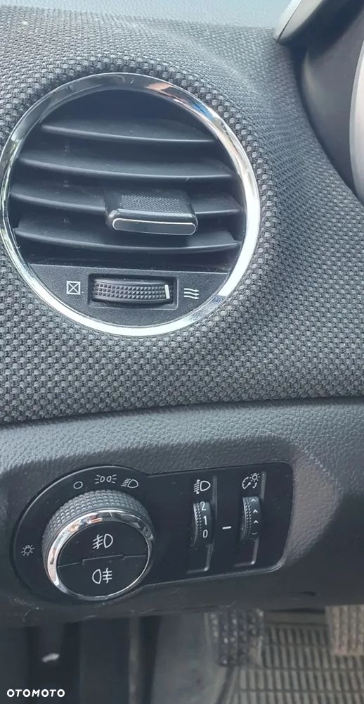 Chevrolet Cruze 2.0 D LT - 12