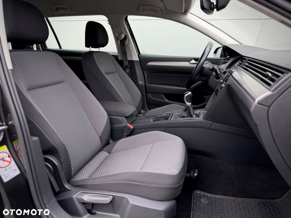 Volkswagen Passat 1.5 TSI EVO Business - 22