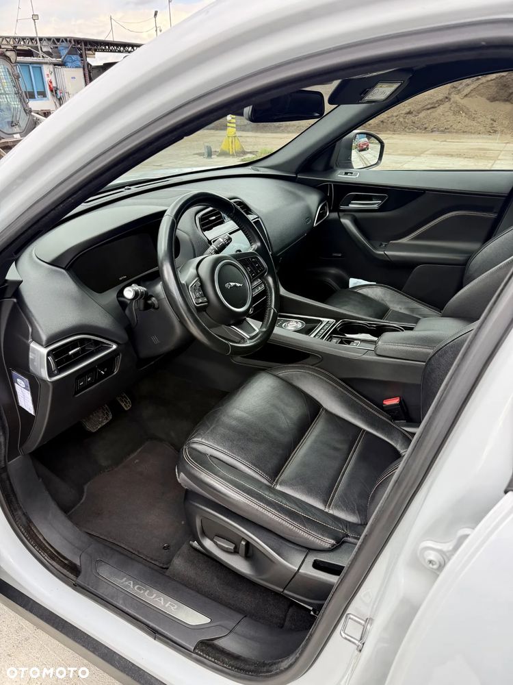 Jaguar F-Pace 2.0 i4D AWD Portfolio - 18