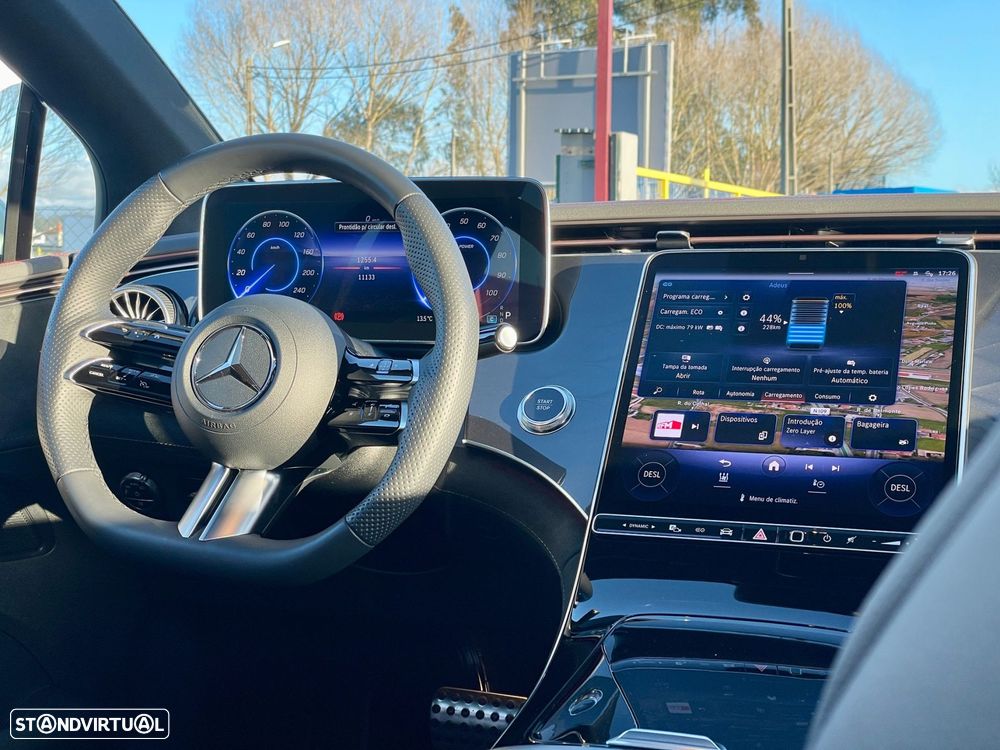 Mercedes-Benz EQE - 32