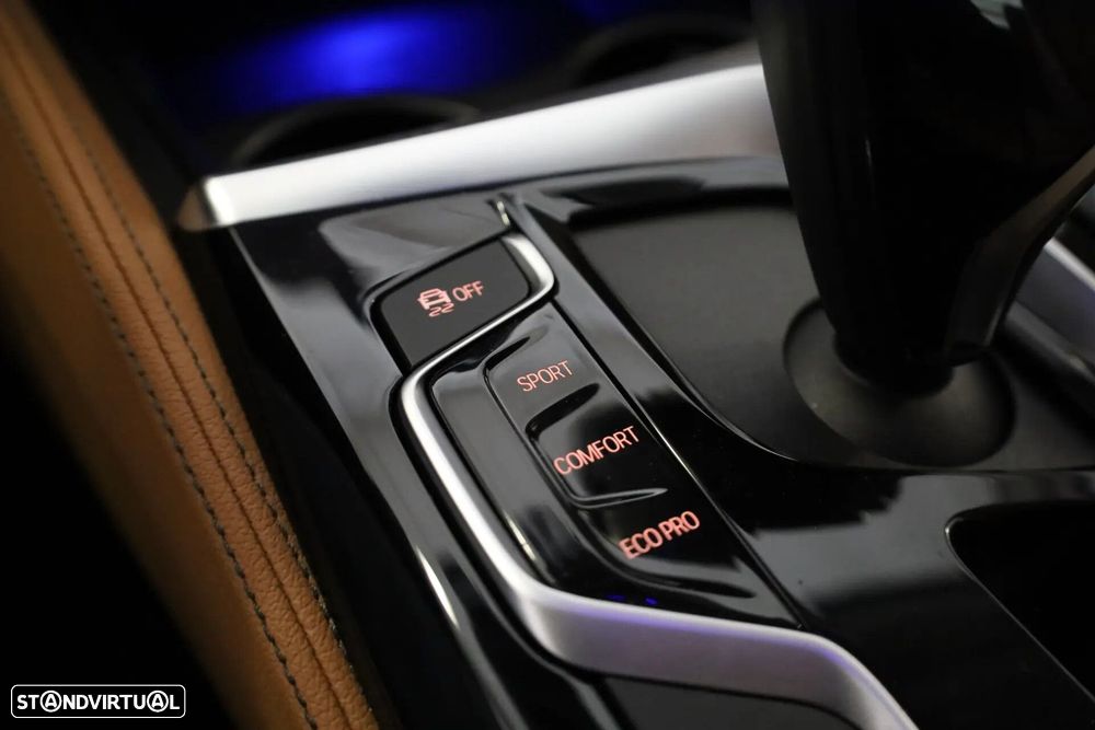 BMW 530 e iPerformance Line Luxury - 47