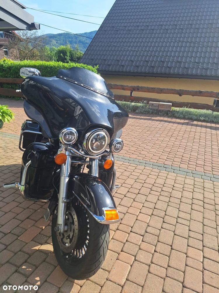 Harley-Davidson FLHTCU Ultra - 10