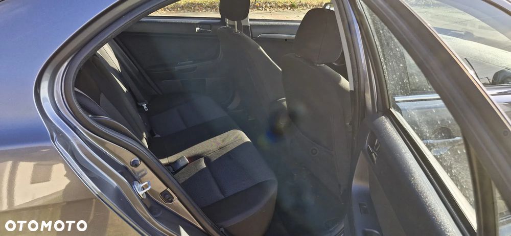 Mitsubishi Lancer 1.8 DI-D ClearTec Inform - 12