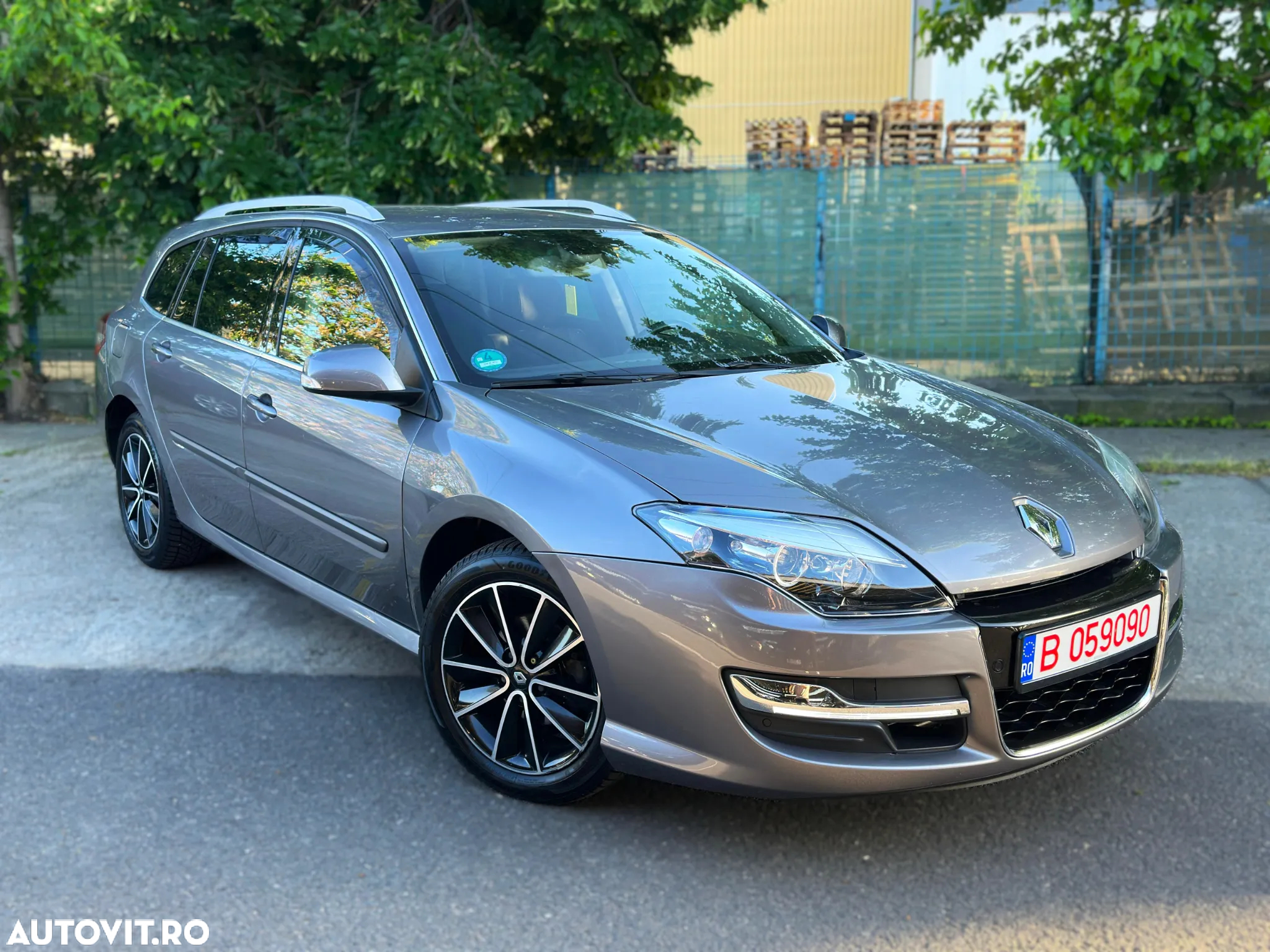 Renault Laguna Grandtour dCi 110 FAP EDC Limited - 3
