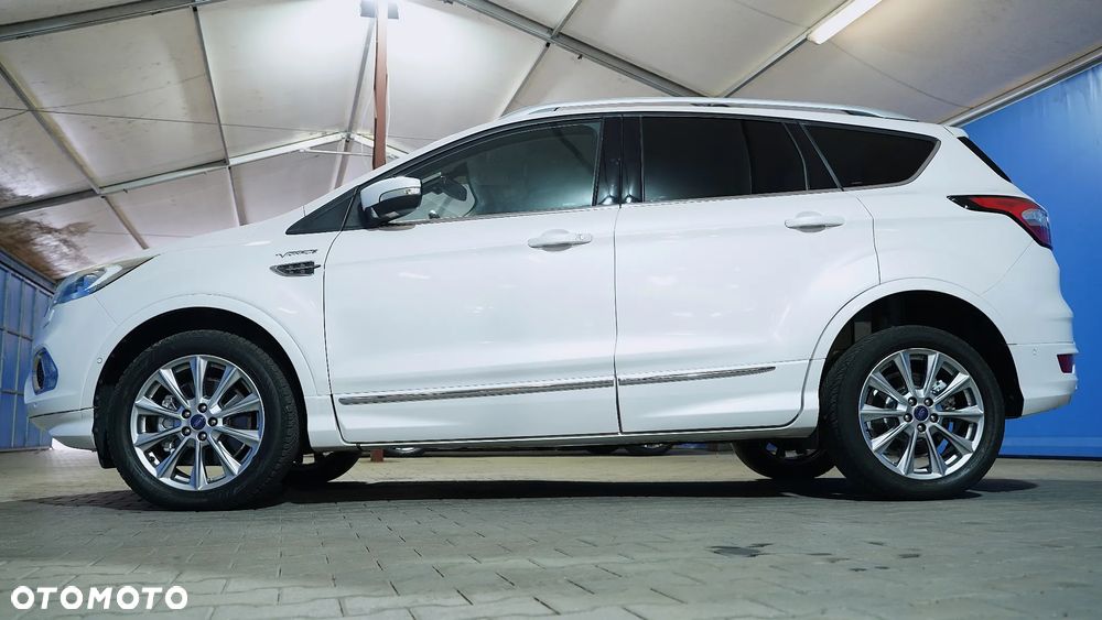 Ford Kuga - 10