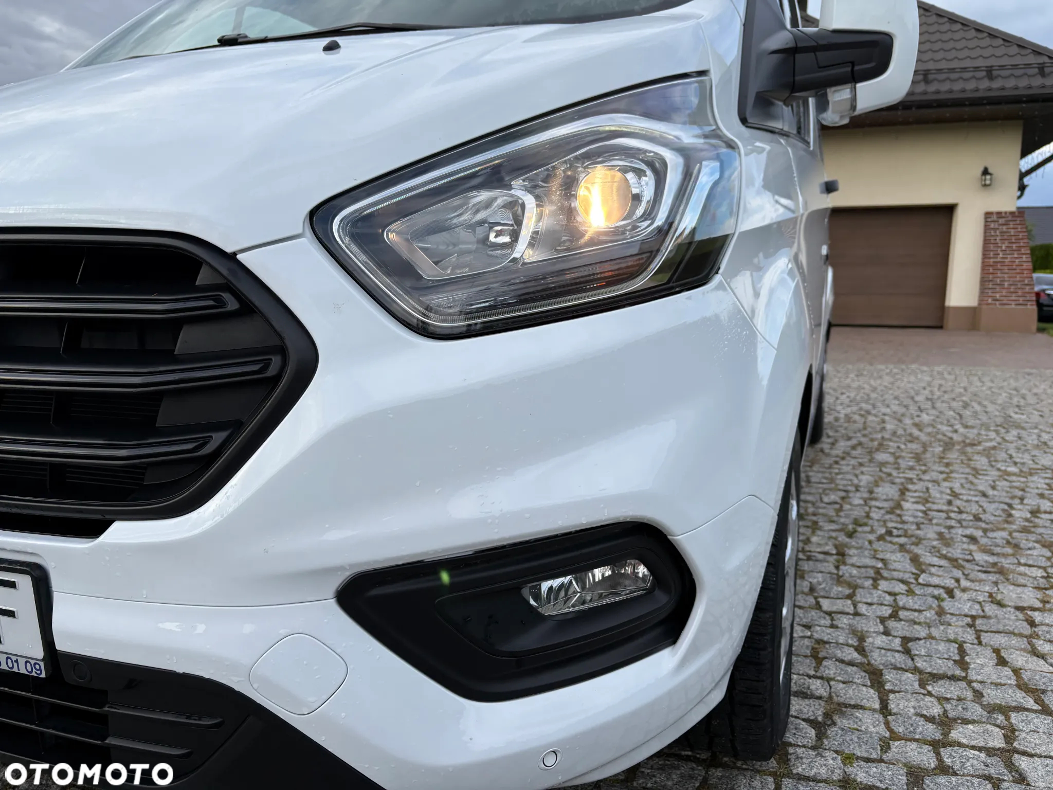 Ford Transit Custom Kombi 320 L2H1 Trend - 12