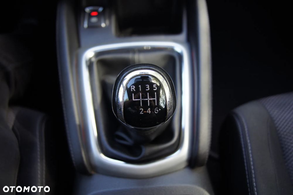 Nissan Qashqai 1.2 DIG-T N-Connecta - 22