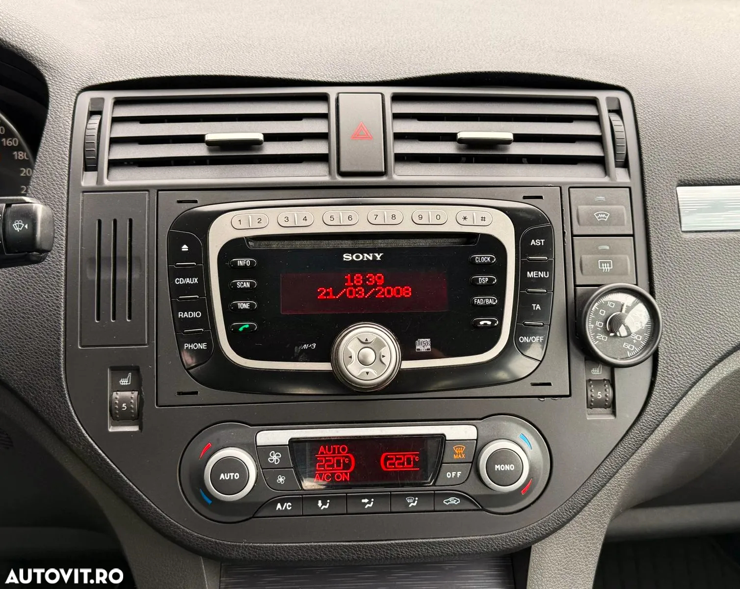 Ford C-Max 1.8 Ghia - 9