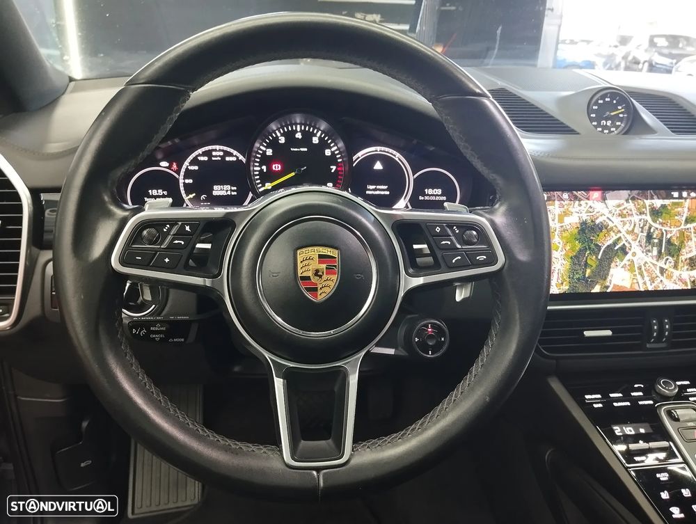 Porsche Cayenne Coupé E-Hybrid - 28