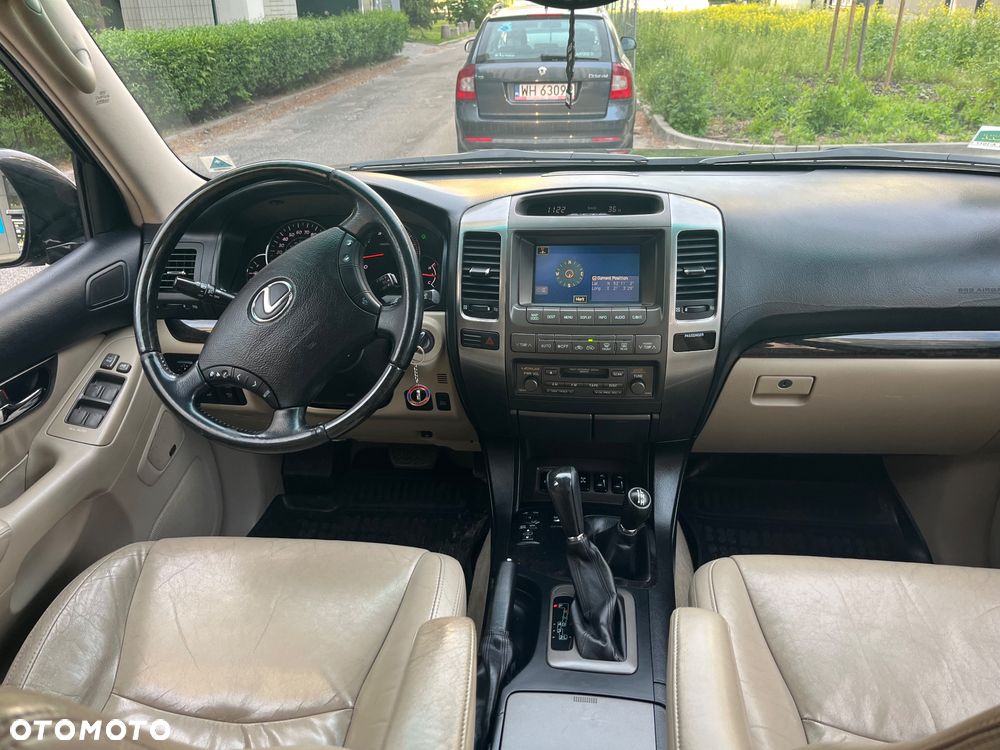 Lexus GX Standard - 12