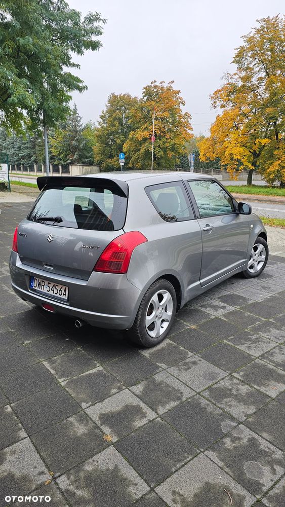 Suzuki Swift 1.3 DDiS 16v GL Airco - 3